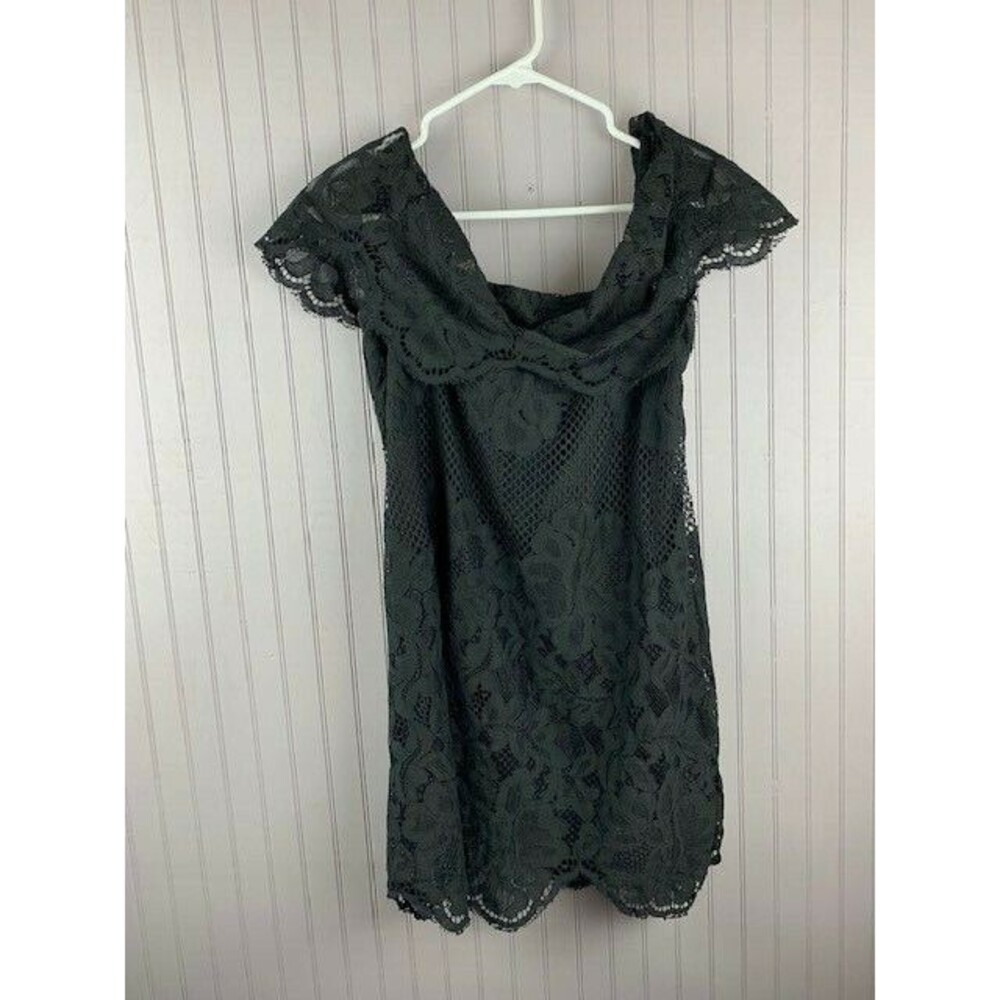 Tobi Size Small Womens Lace Dress Black New Elastic Top Short Lined